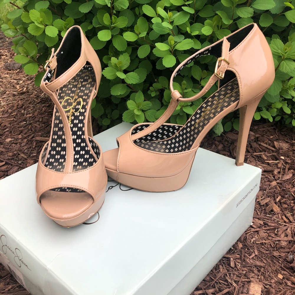 Jessica Simpson “Bansi” Heel